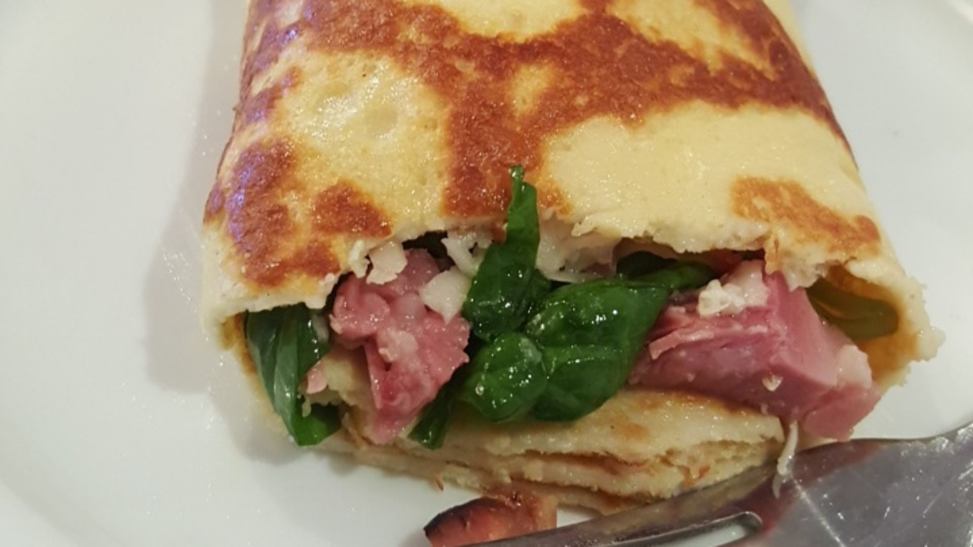 File:Raka made crepes with leftover Christmas ham, spinach and gruyere. Simple and delicious! (31936313110).jpg