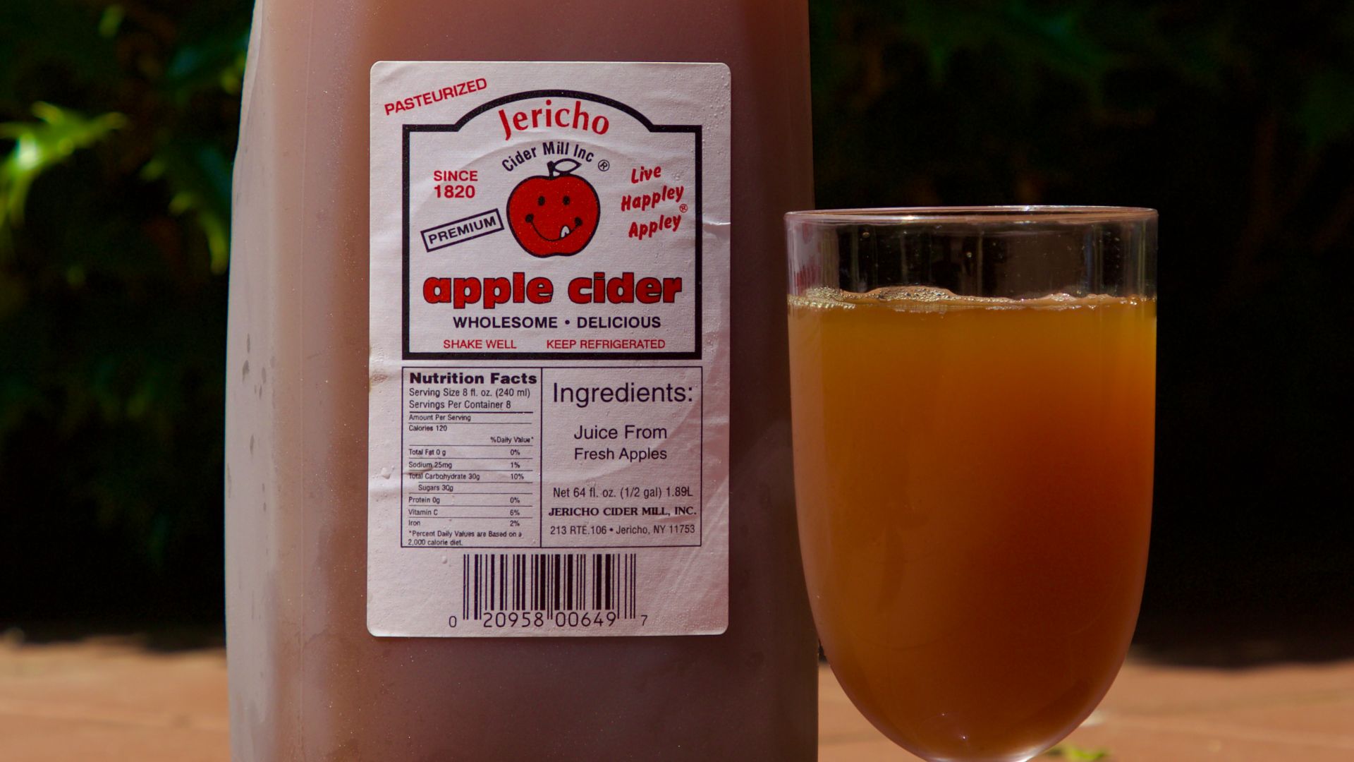 File:Apple cider from New York.jpg