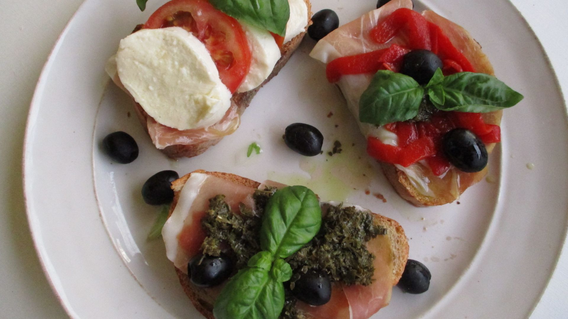 File:Bruschetta 003.jpg