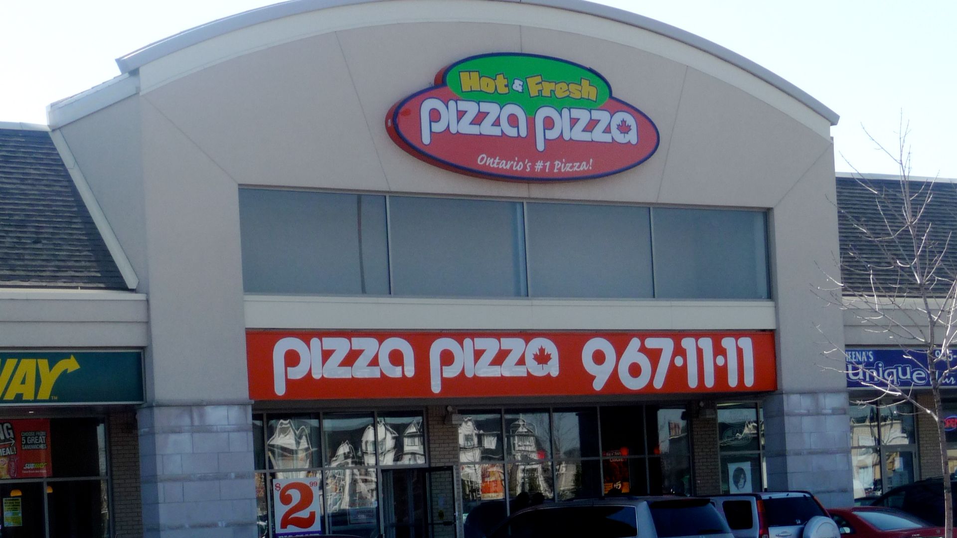 File:Pizza Pizza Northwestern Mississauga.JPG