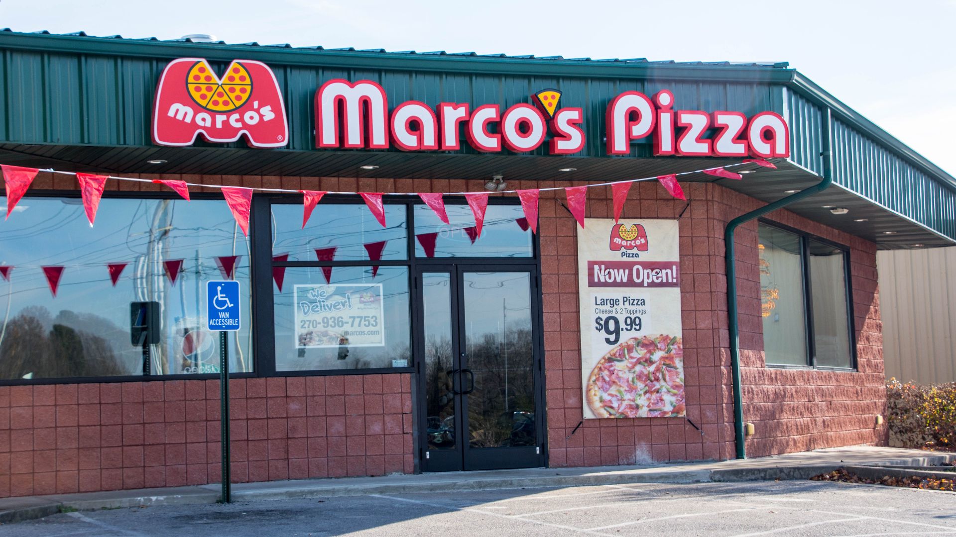 File:New Marco's Pizza (31506112931).jpg
