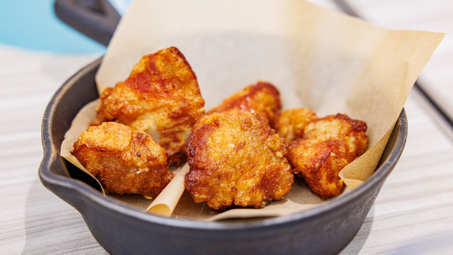 File:PIZZA HUT PRODUCTS IN CHINA (2).jpg