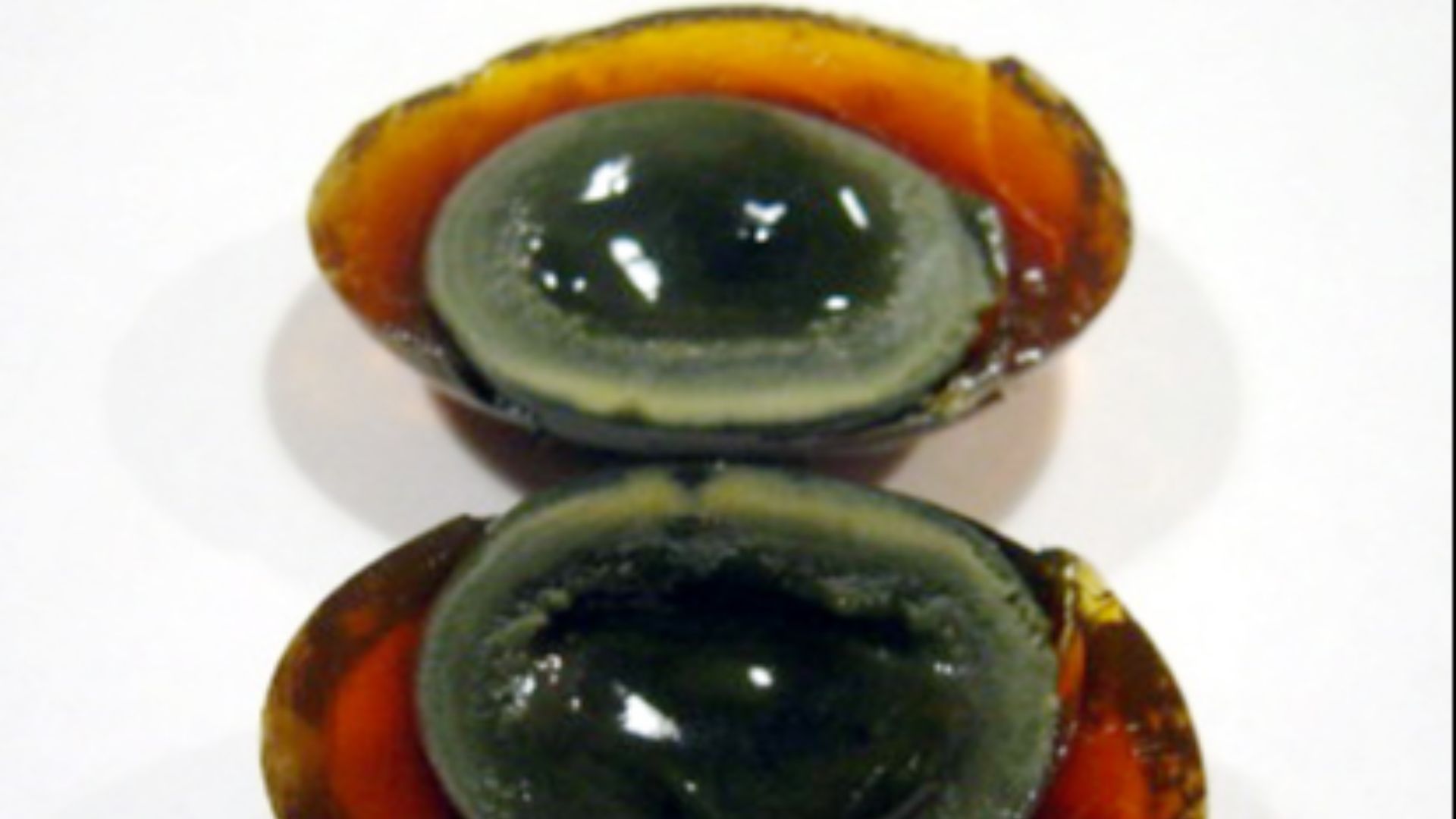 File:Century egg sliced open.jpeg