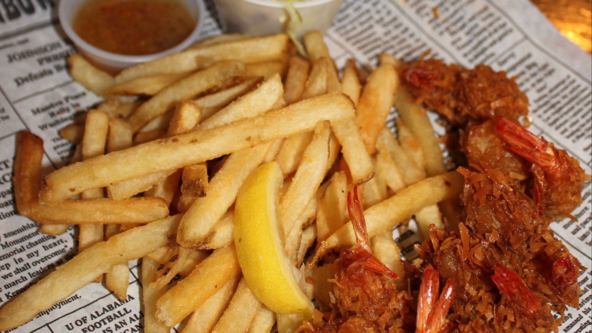 File:Coconut shrimp at a Bubba Gump restaurant.jpg