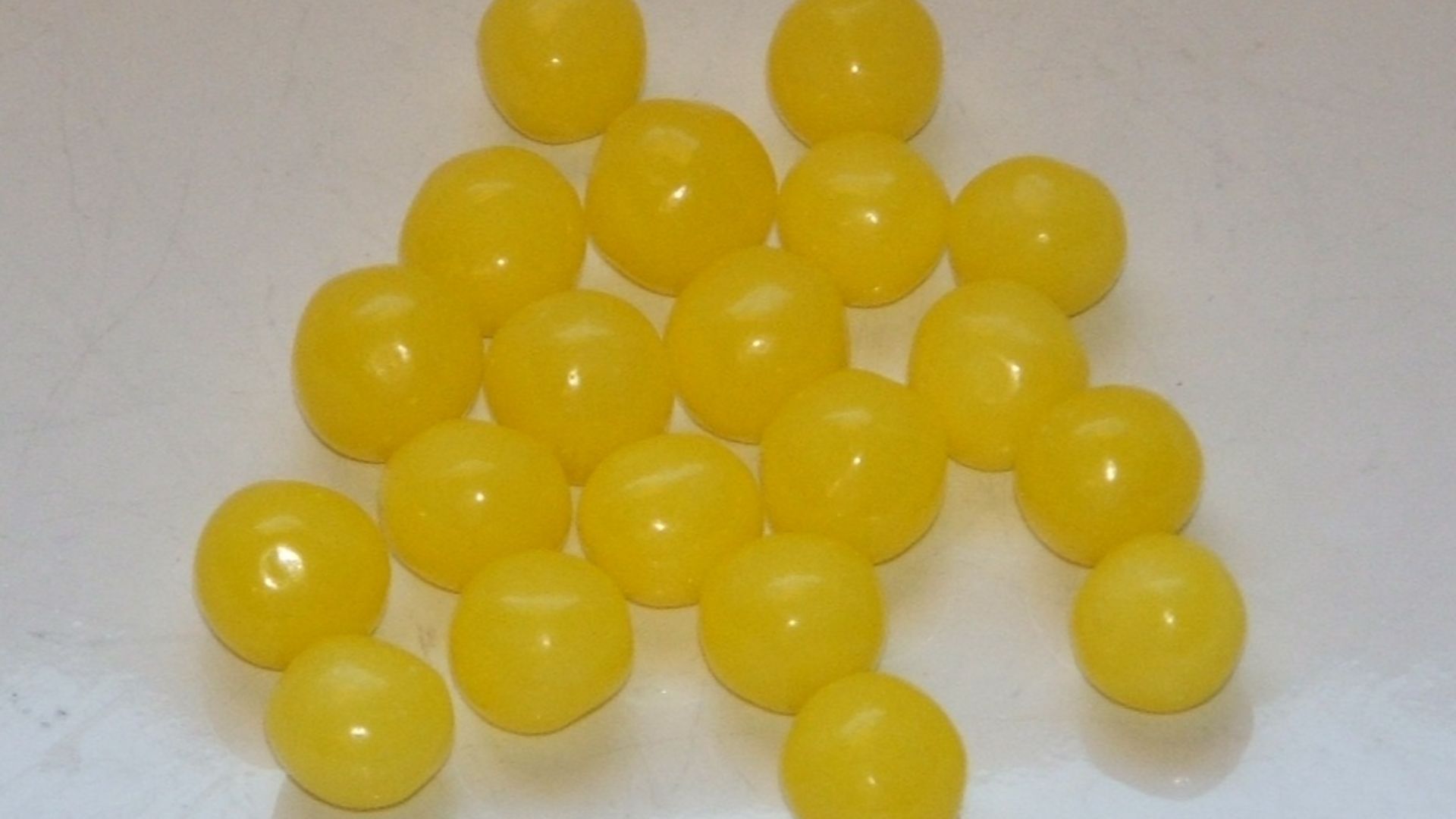 File:Lemonheads candy.JPG