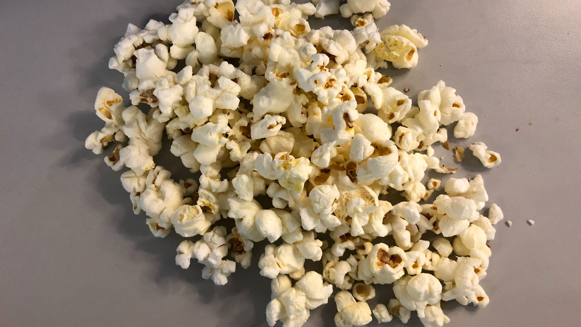 File:2019-03-26 18 18 12 Skinny Pop White Cheddar popcorn in the Dulles section of Sterling, Loudoun County, Virginia.jpg