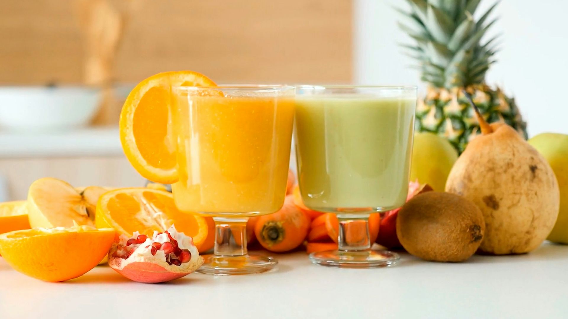 yellow liquid in clear drinking glass