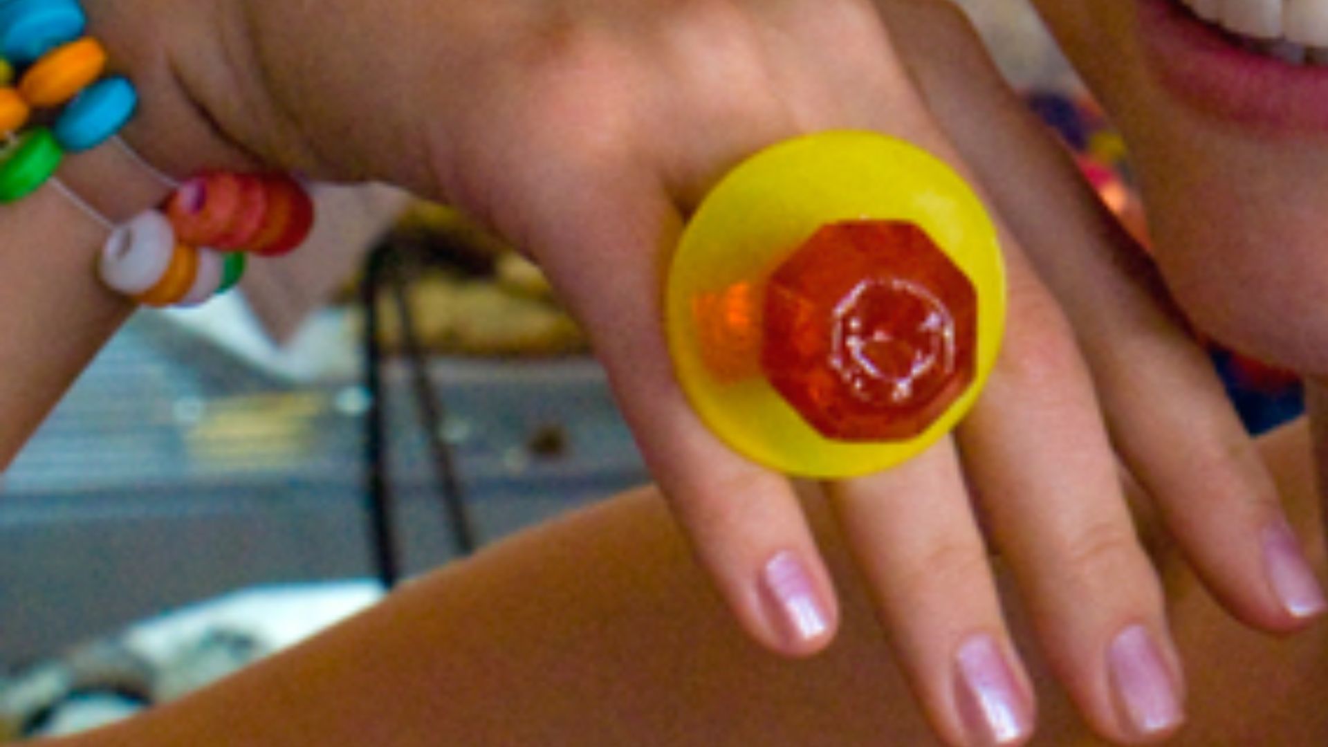 File:Melissa-joan-hart-portrait (cropped1).jpg