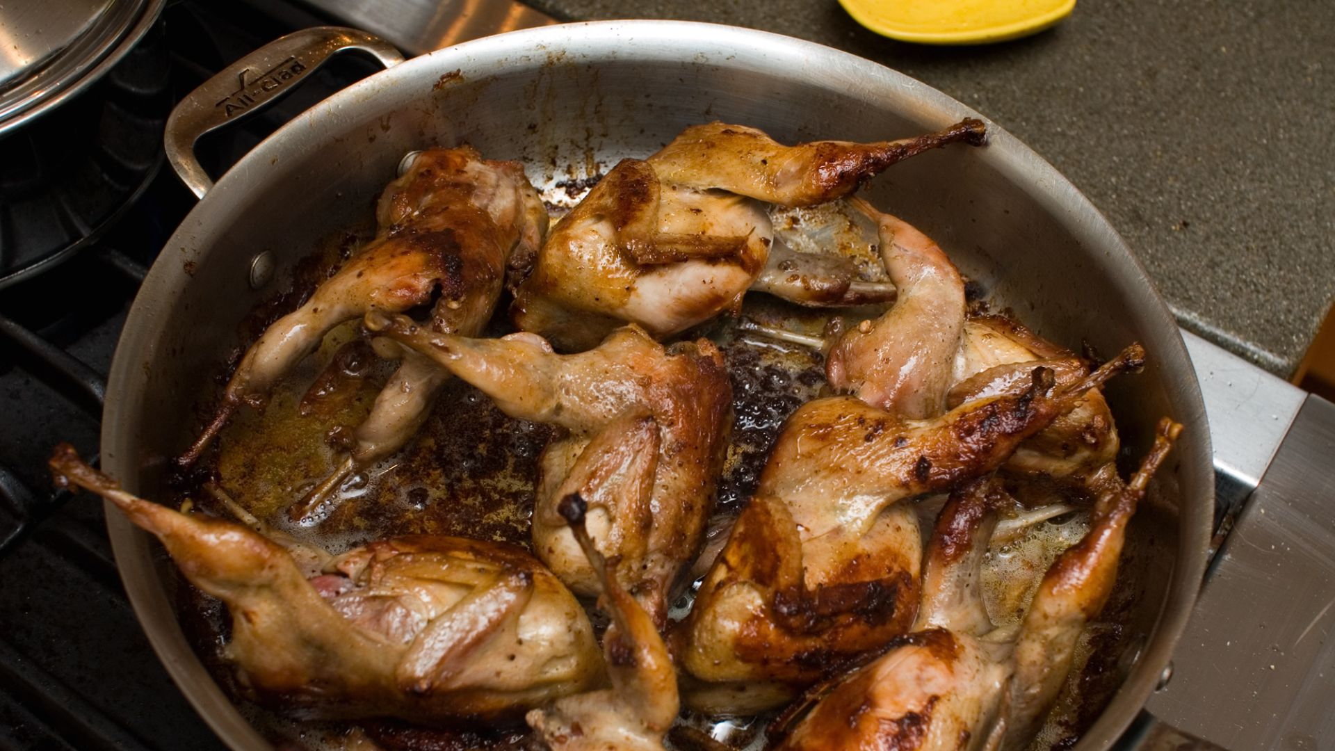 File:Quails browning in pan.jpg