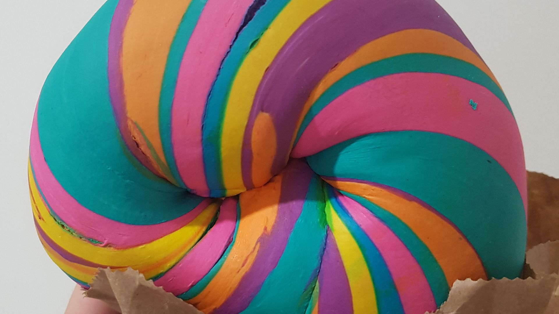 File:Rainbow bagle.jpg