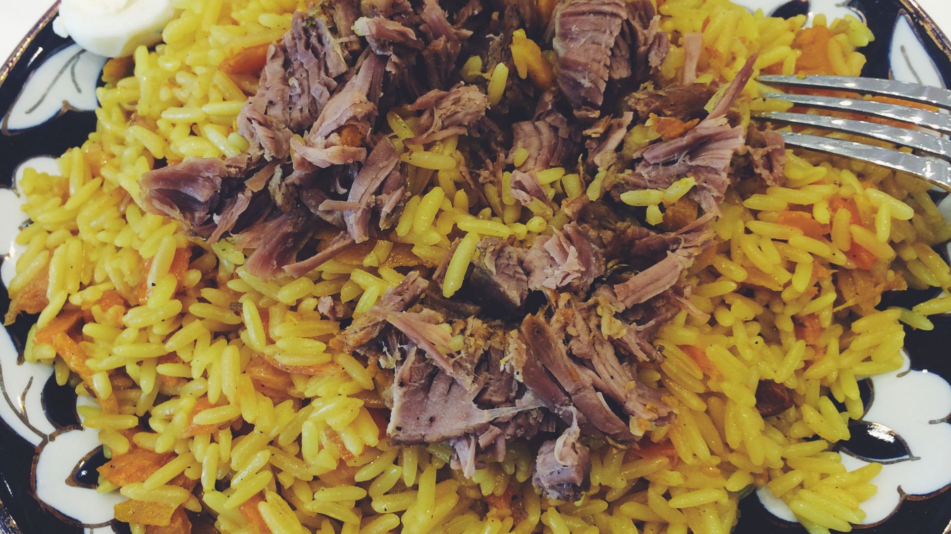 File:Pilaf of Uzbekistan, Yerevan.jpg