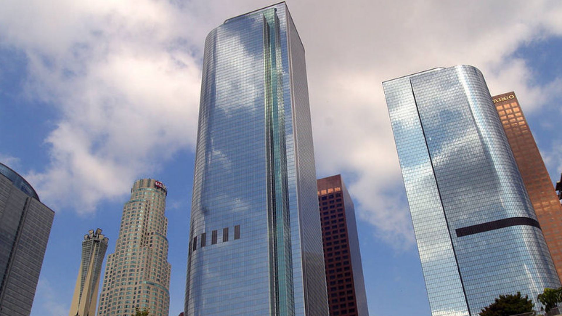 File:Los Angeles downtown.jpg