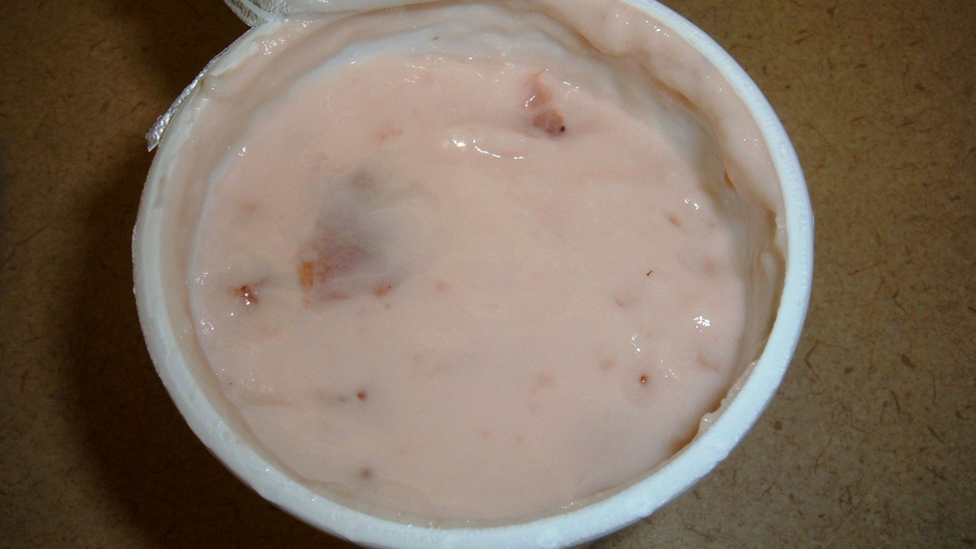 File:KS California strawberry yogurt.JPG