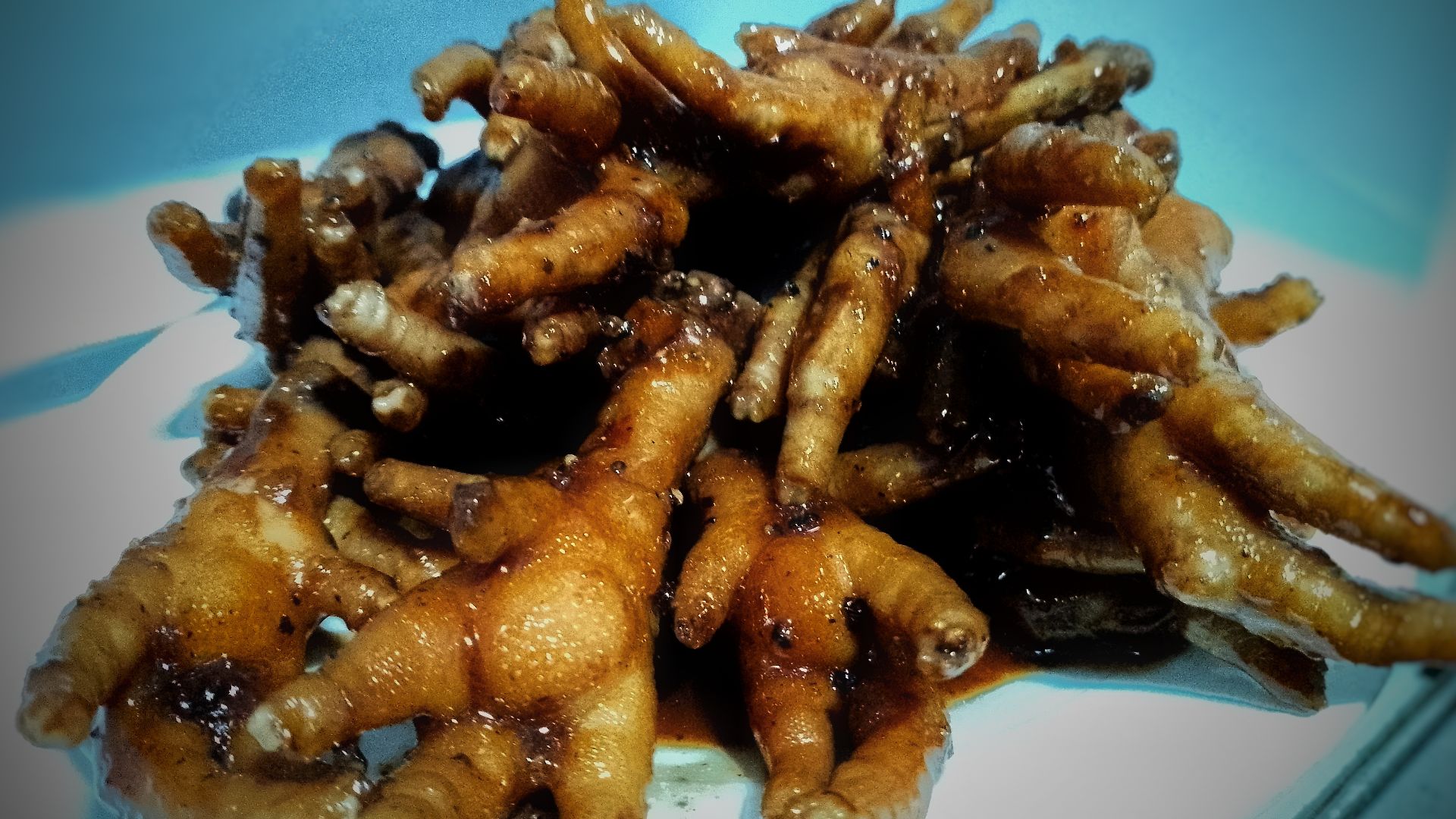 File:Chicken feet 2024.jpg