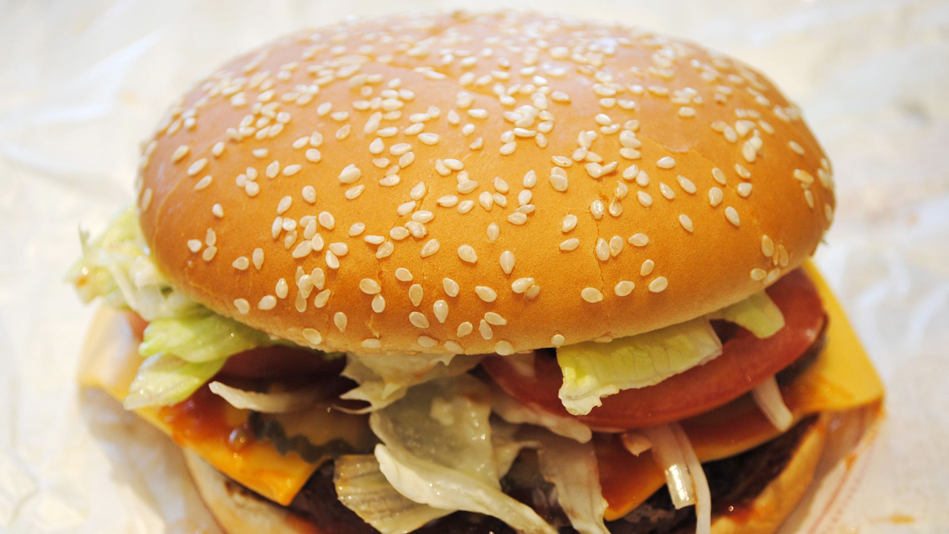 File:WHOPPER with Cheese, at Burger King (2014.05.04).jpg