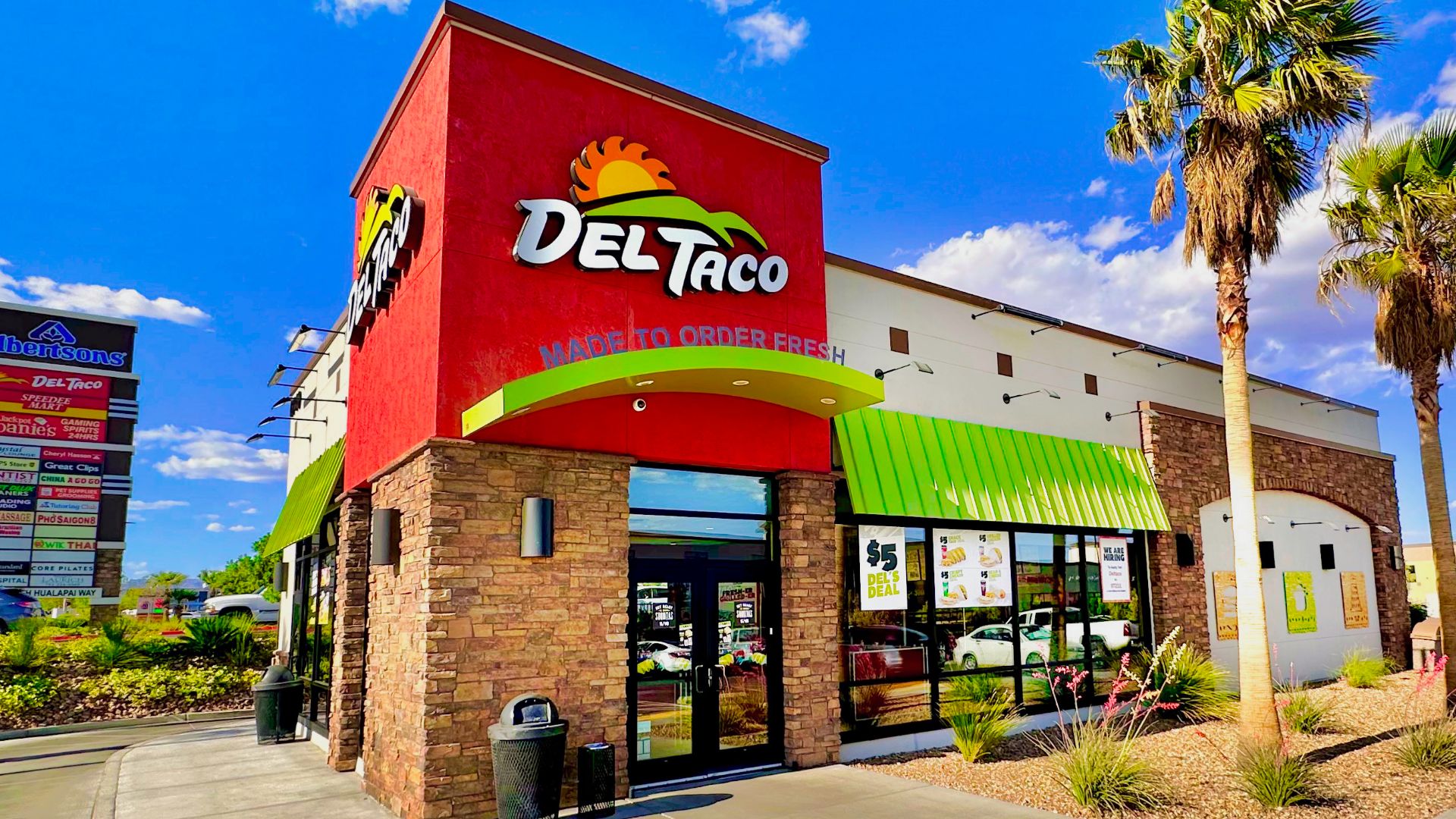 File:A Del Taco restaurant in Las Vegas, Nevada.jpg