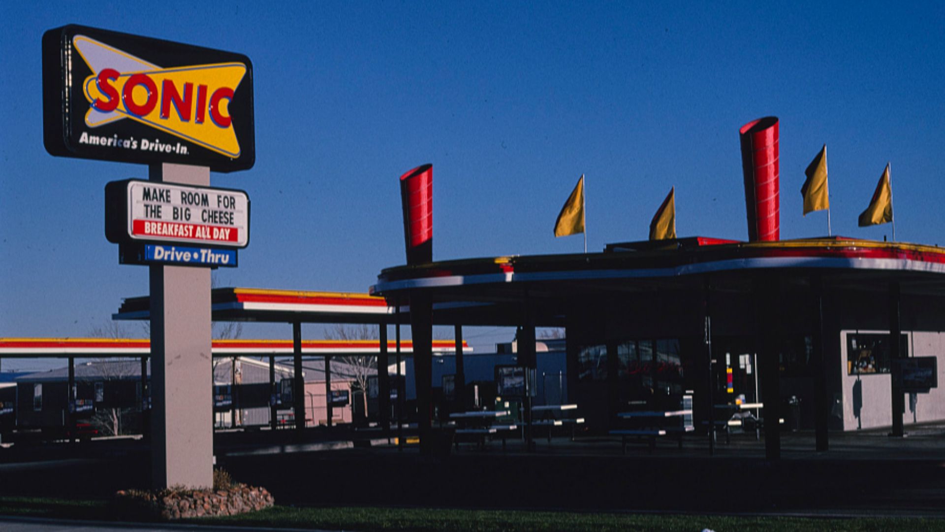 File:Sonic Drive-In Restaurant, Central Valley, Route 66, Albuquerque, New Mexico LOC 24895082348.jpg