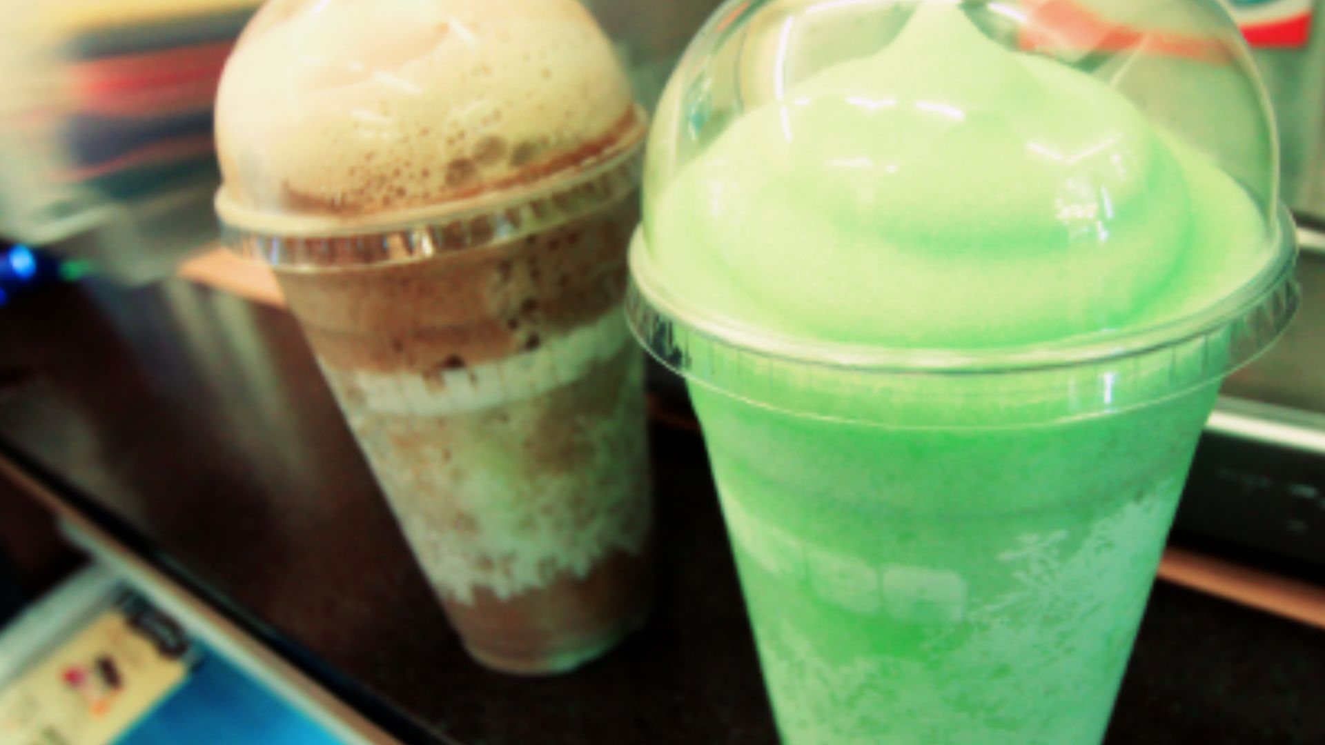 File:Slurpee sour apple 2.jpg