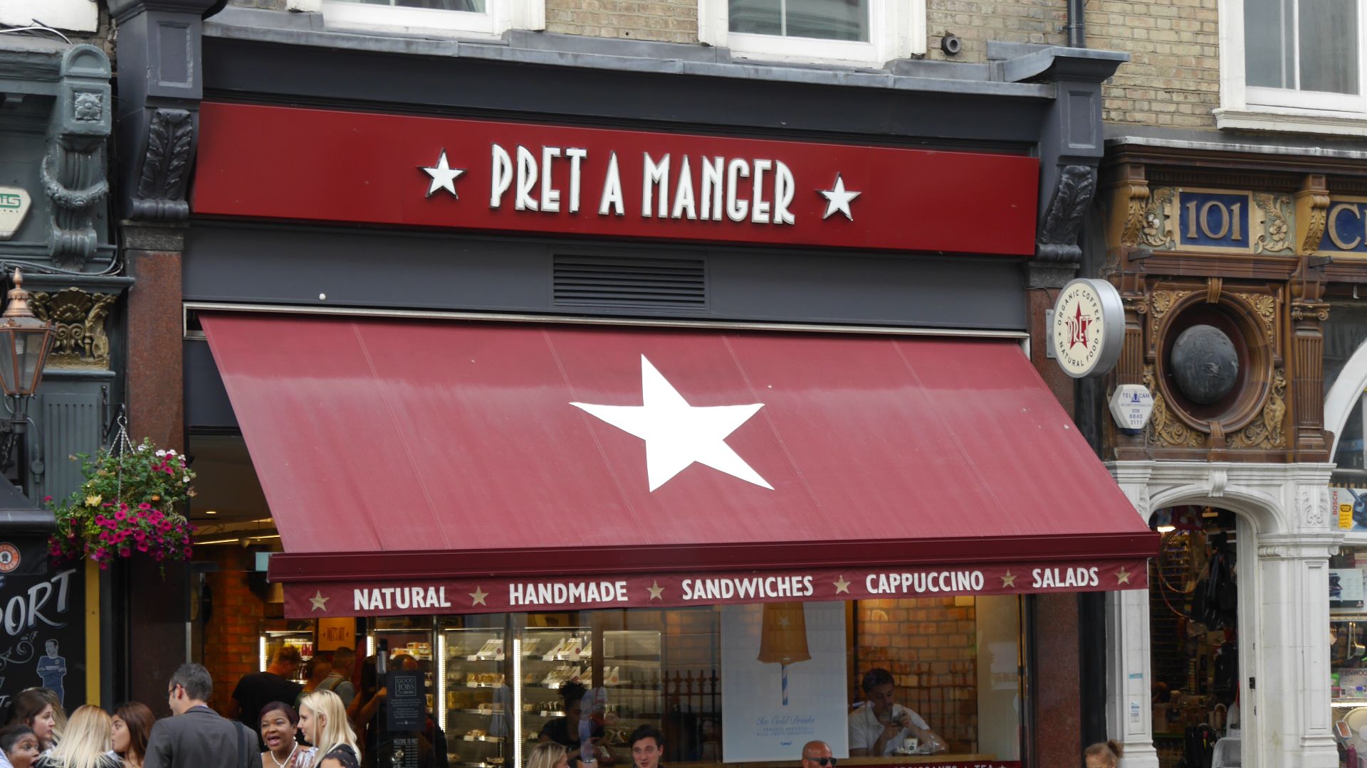 File:Pret A Manger, Gloucester Road, London 2016 01.jpg