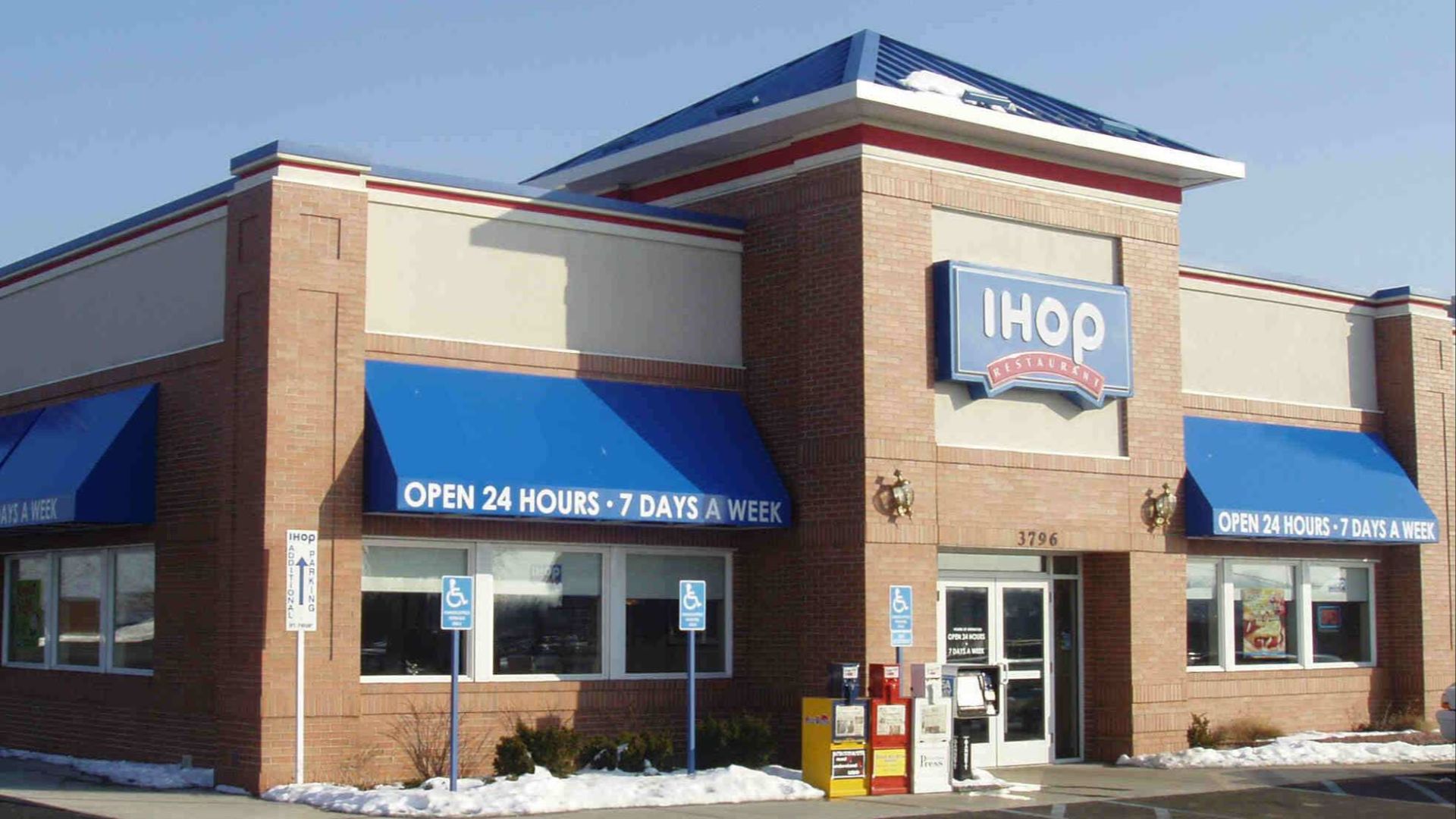 File:IHOP, Poughkeepsie.jpg