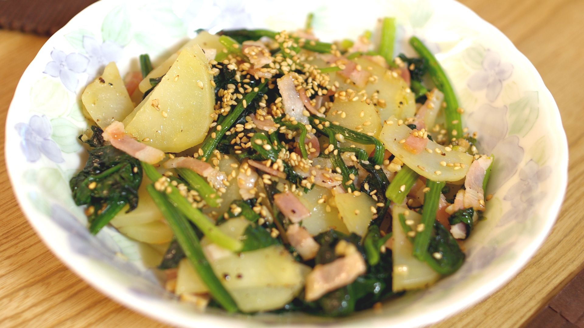 File:Saute of potato and spinach (2288282740).jpg