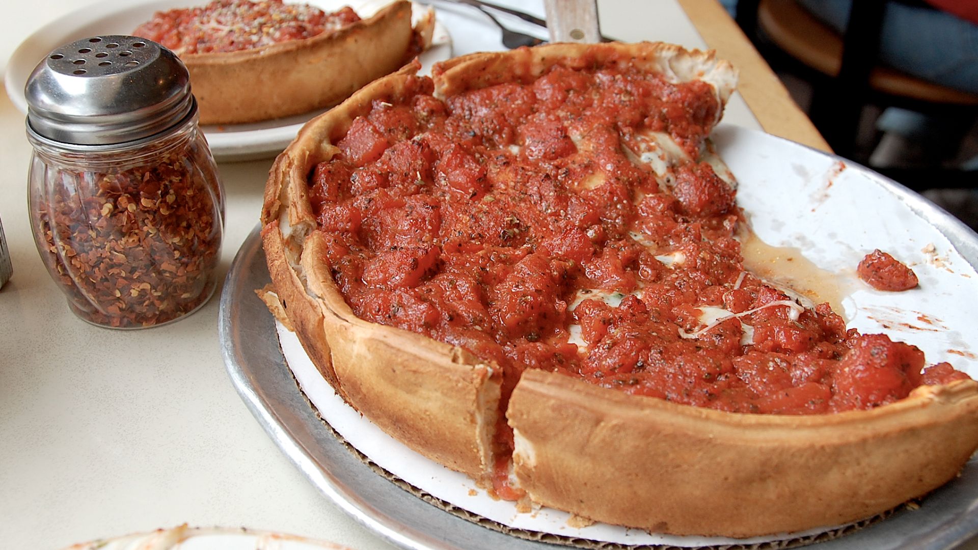 File:Chicago-style pizza.jpg