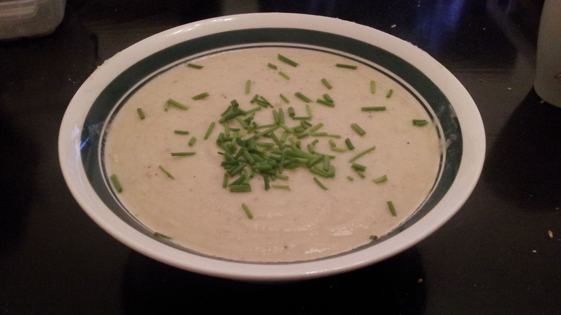 File:Cauliflower Soup.jpg