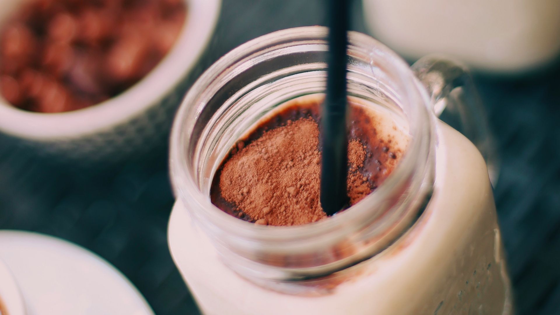 clear glass jar with brown liquid