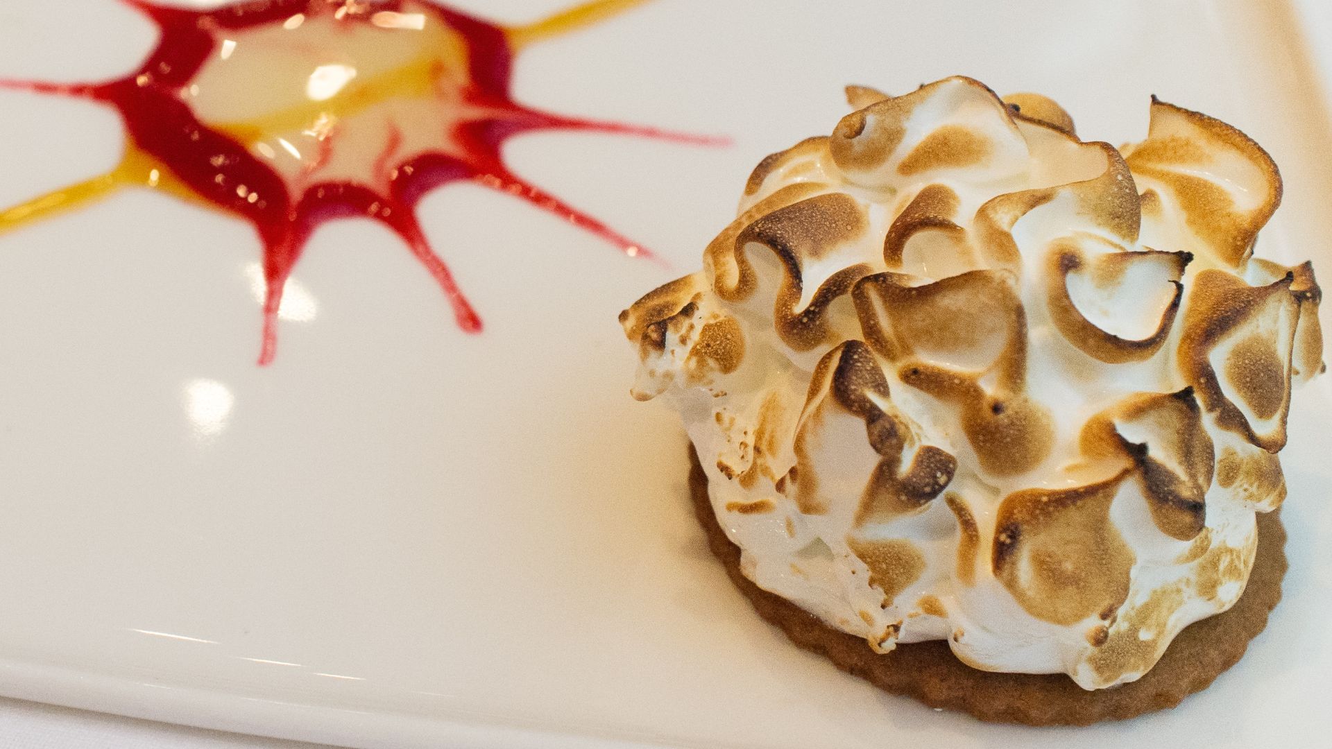 File:Baked Alaska (16251870329).jpg