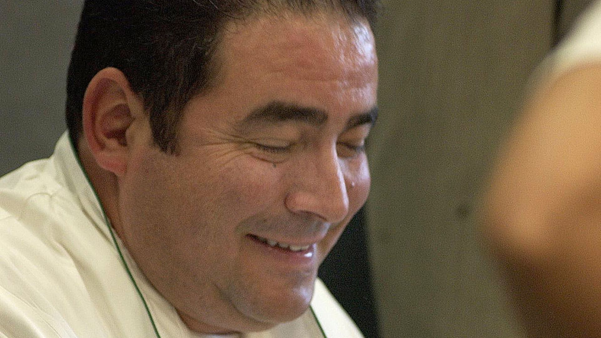 File:Emeril Lagasse book signing.jpg