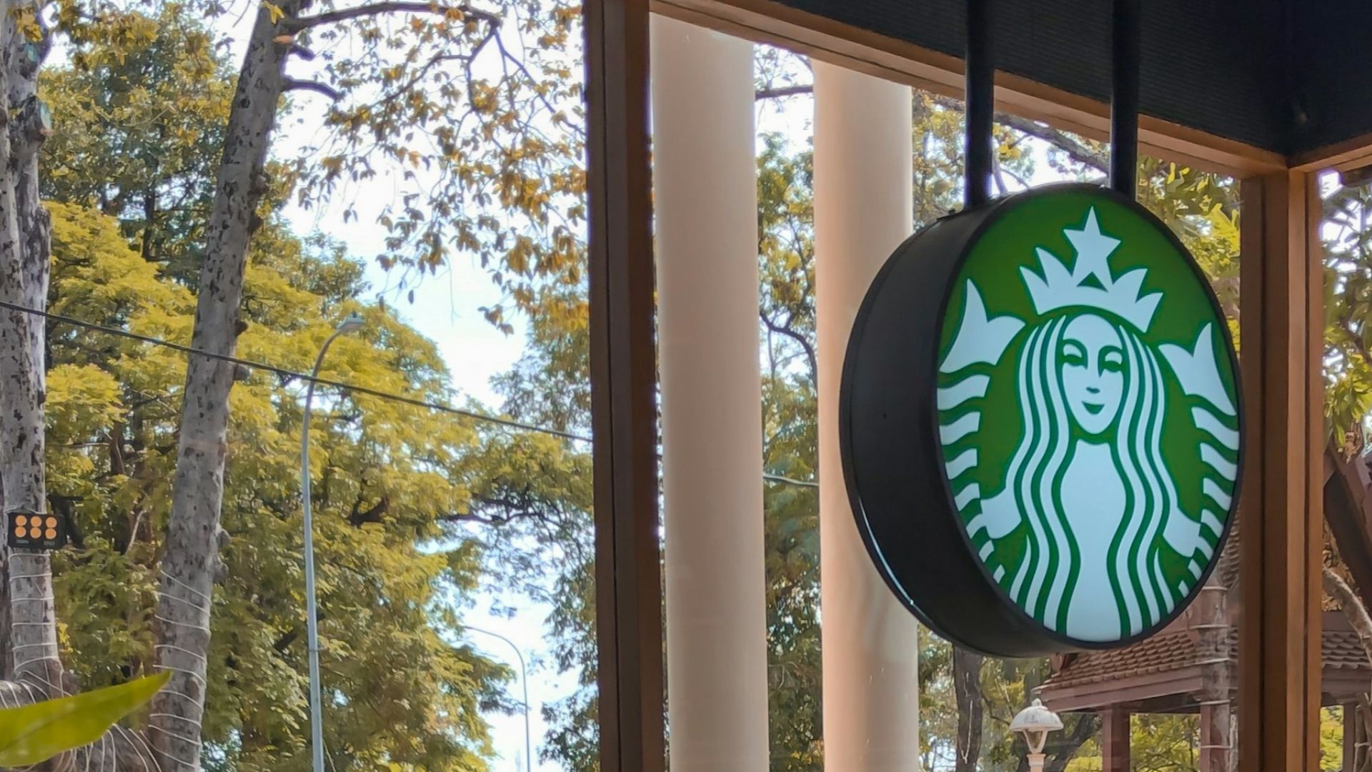 round brown wooden table