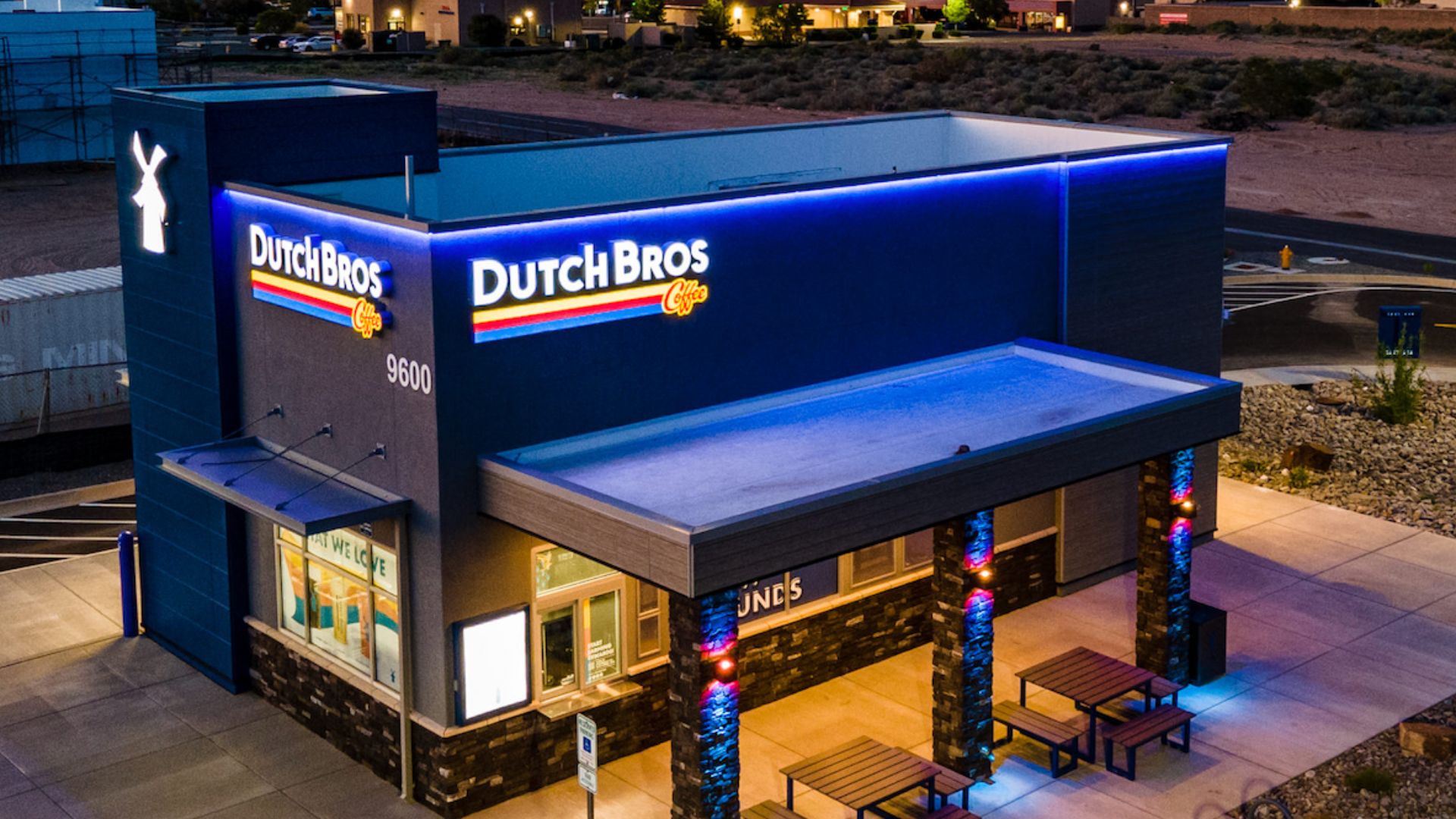 File:Dutch Bros Albuquerque, NM.png