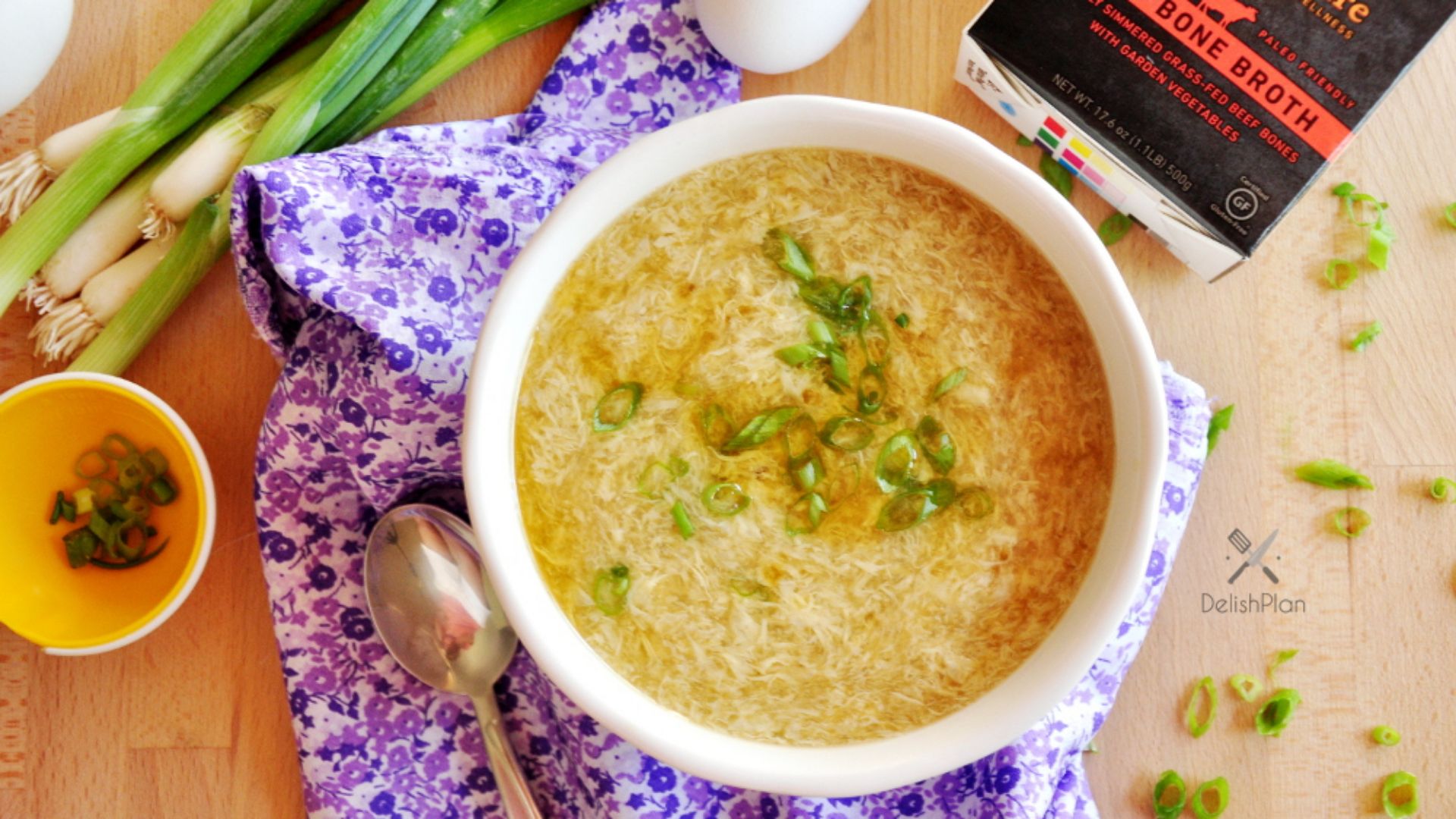 File:5-Minute Egg Drop Soup-7 (31356546774).jpg