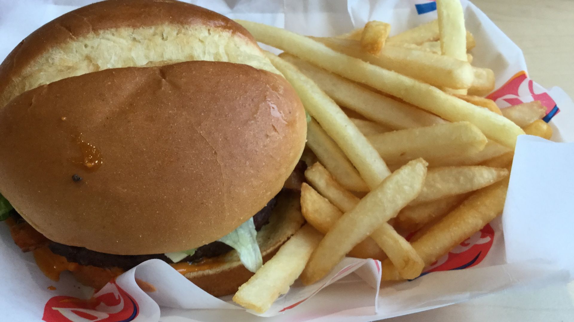 File:Dairy Queen FlameThrower GrillBurger 2017 Edmonton.jpg