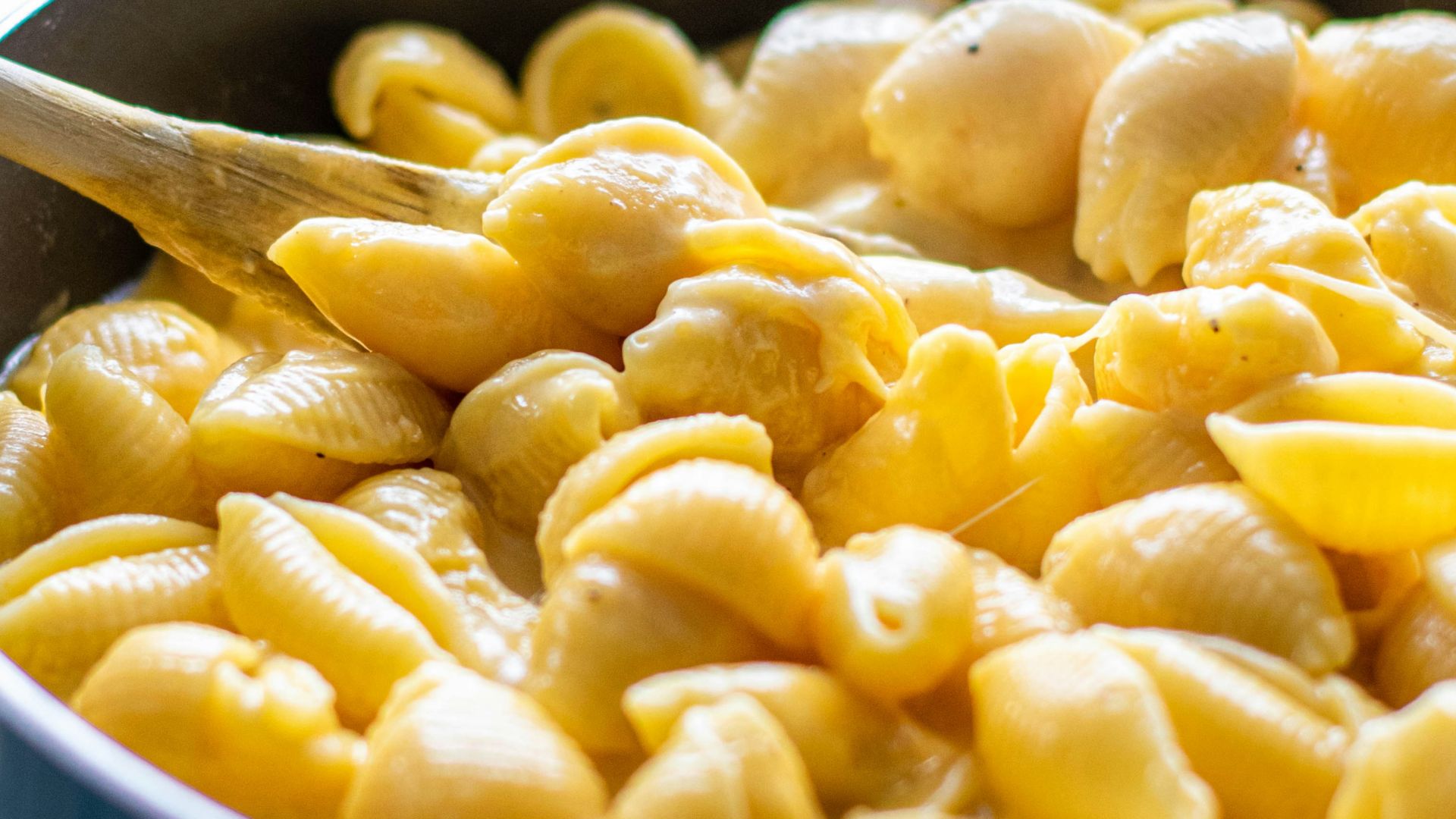 a bowl of macaroni and cheese