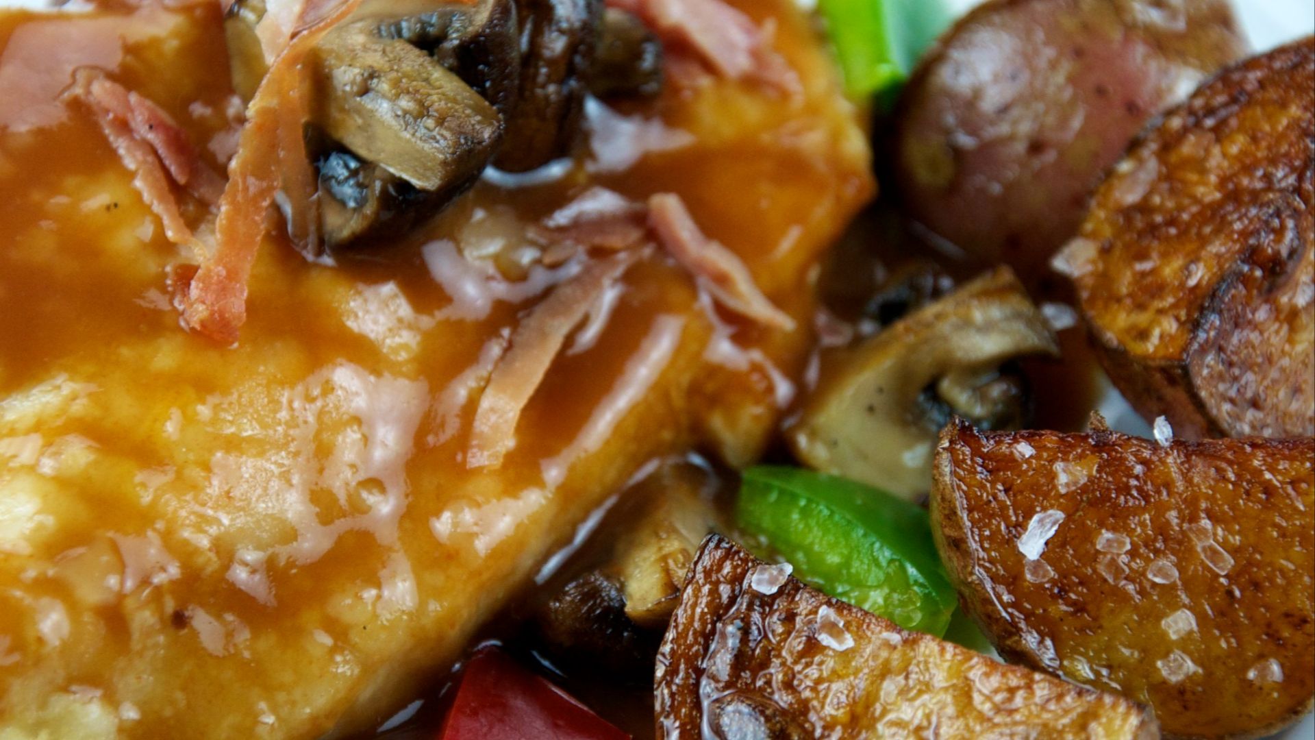 File:Flickr preppybyday 4843102799--Chicken marsala.jpg