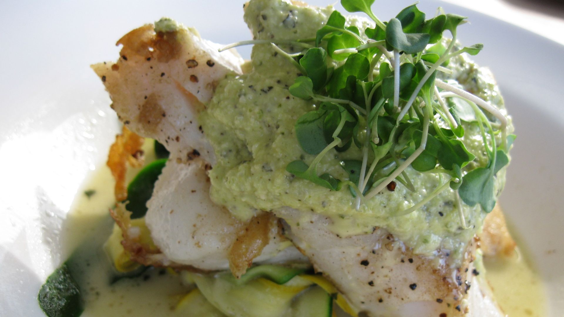 File:Halibut topped with salmoriglio sauce.jpg