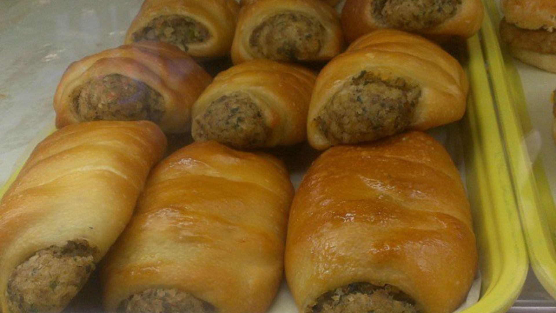 File:Boudin kolaches at Lickin' Good Donuts, Winnsboro, Louisiana.jpg