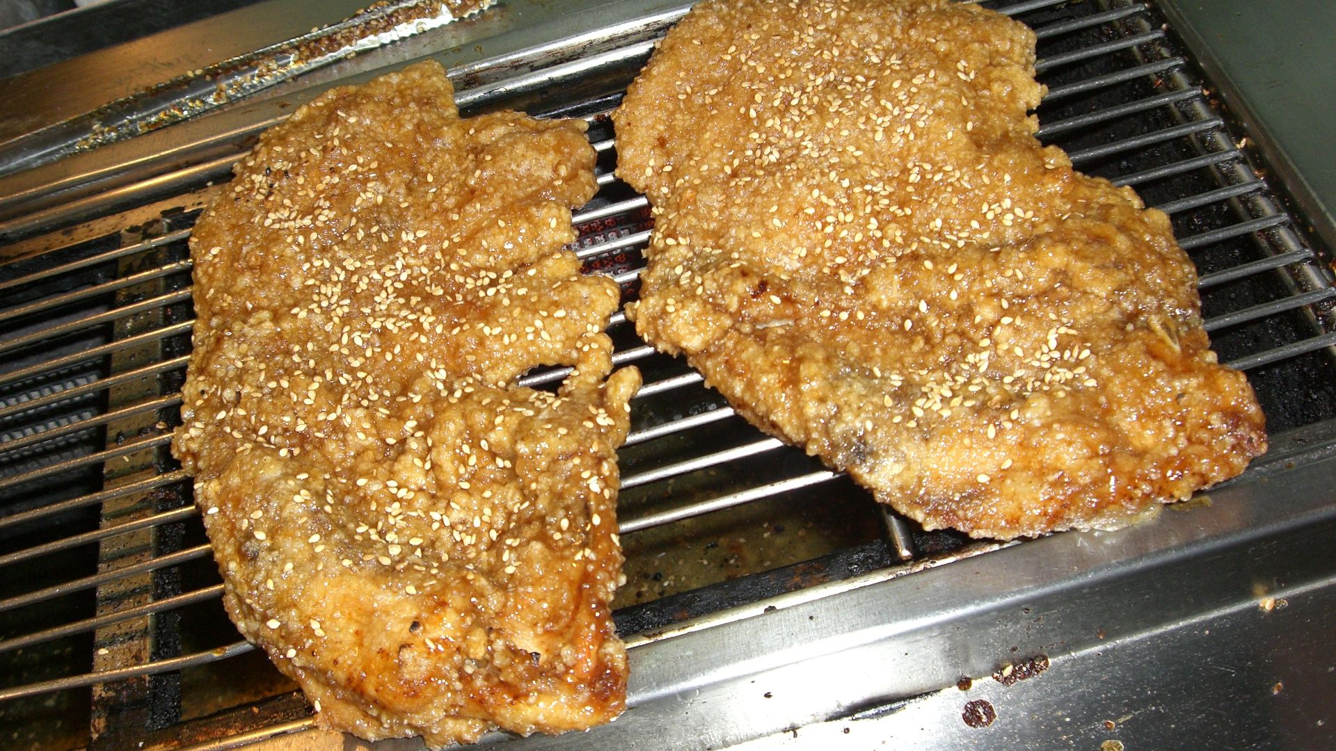 File:Fried chicken steak at Shilin Market 20070729.jpg