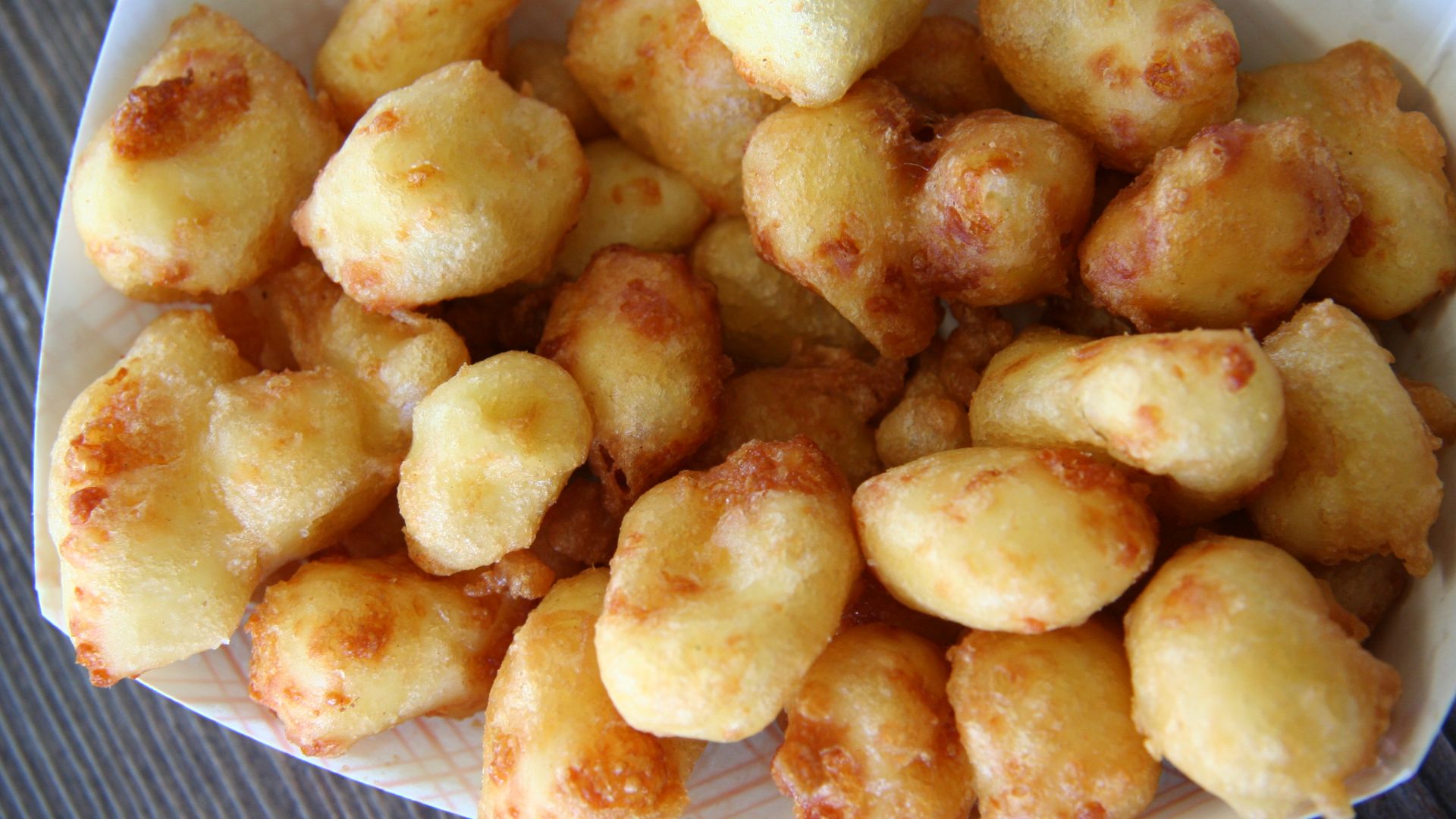 File:FriedCheeseCurds.jpg