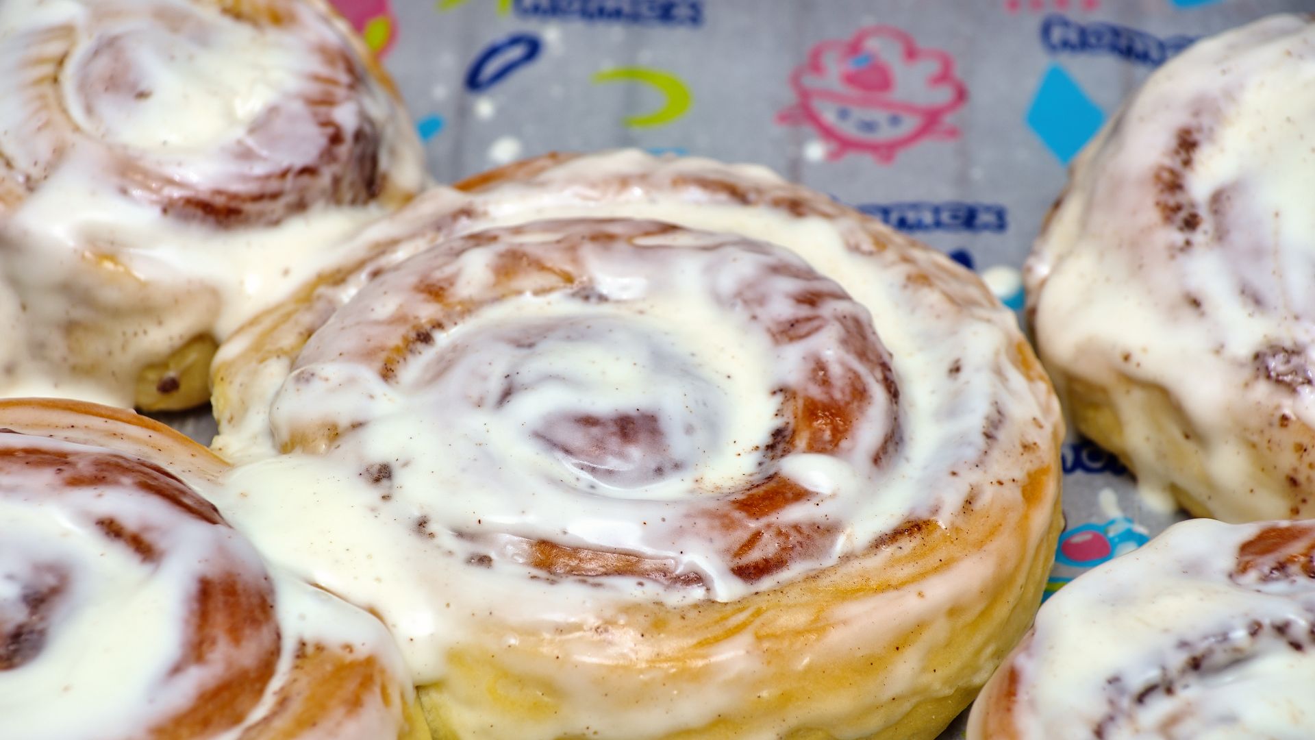 File:Homemade Cinnamon rolls 03.jpg