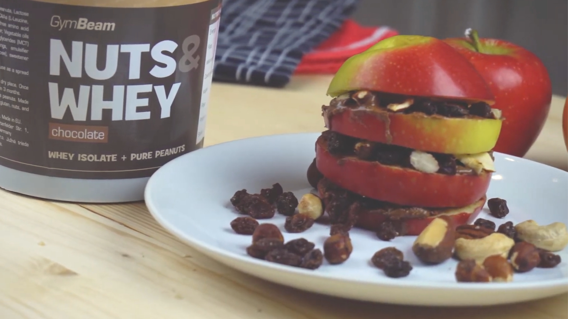 5. Apple Sandwiches With Peanut Butter