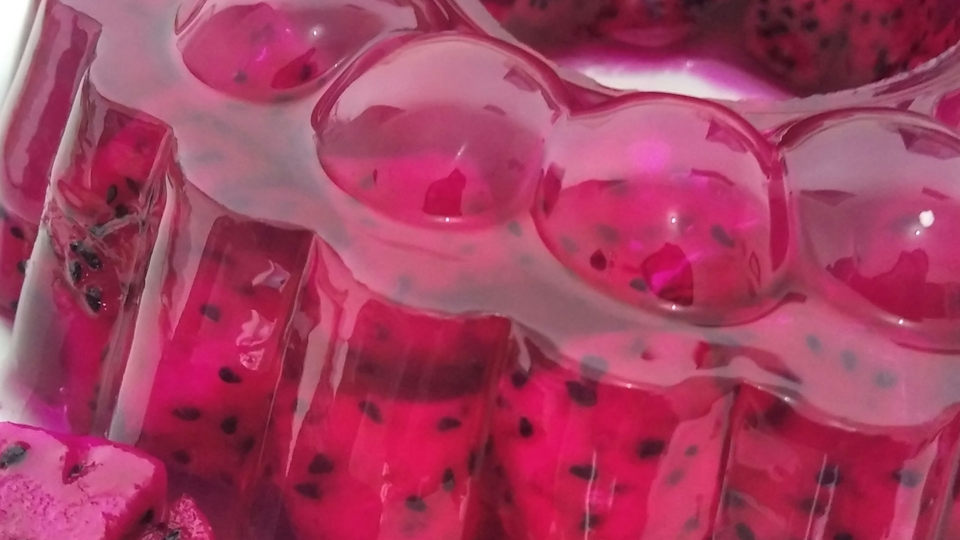 pink and white round cake