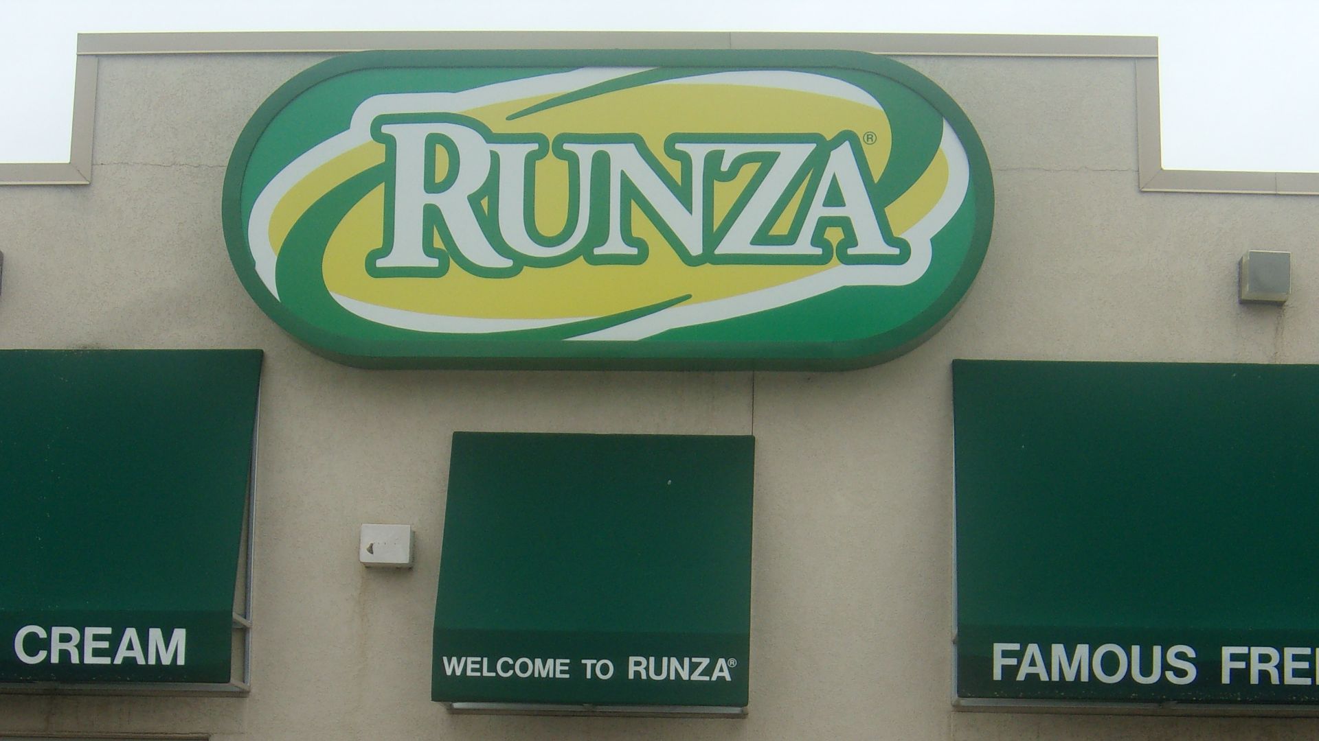 File:Runza in Gering, NE.jpg