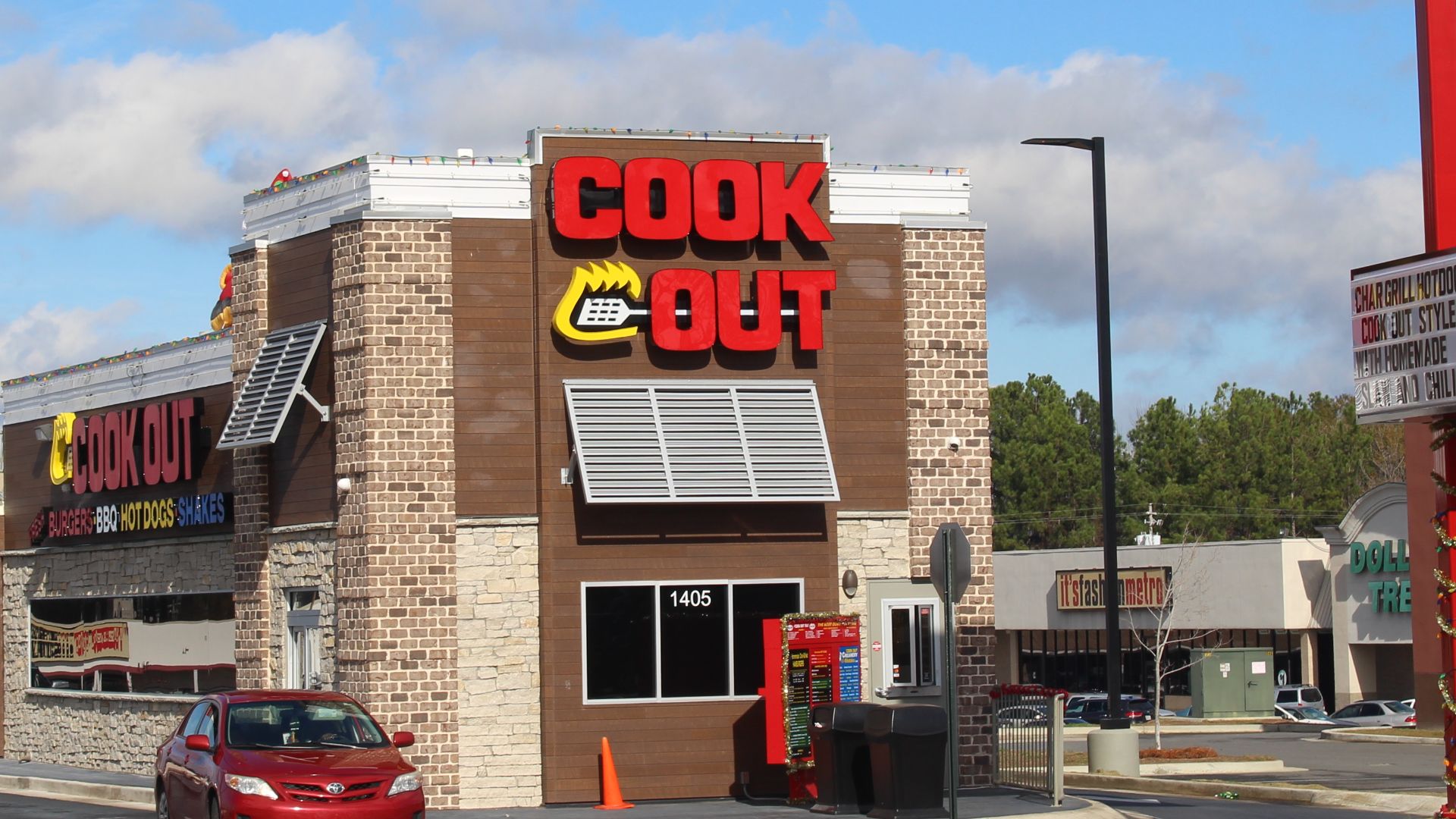 File:Cook Out, Cordele.jpg