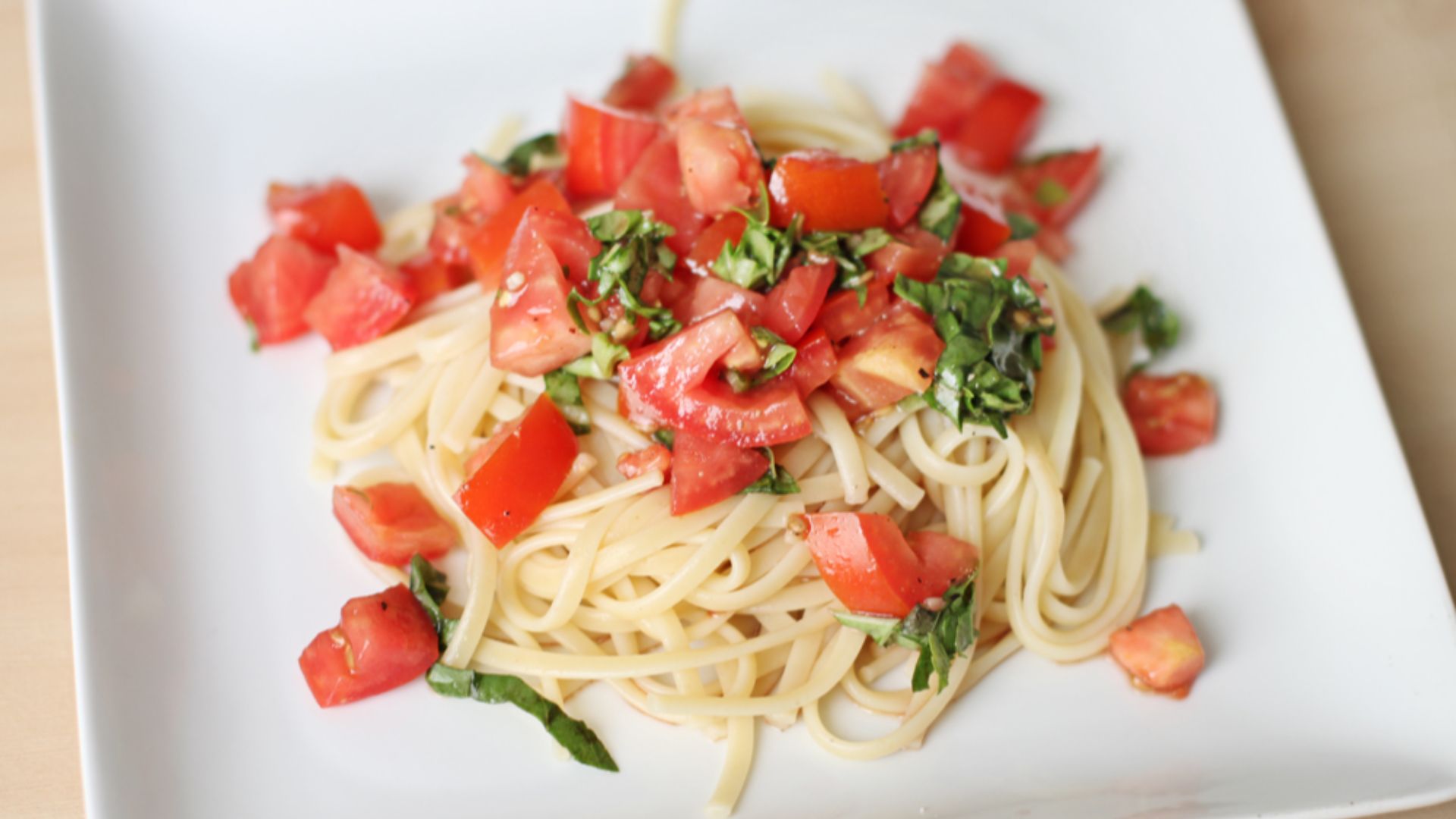 File:Tomato and basil pasta (4925750112).jpg