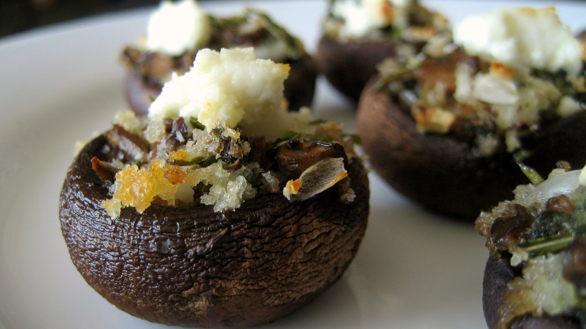File:Stuffed portabella mushrooms, June 2009.jpg