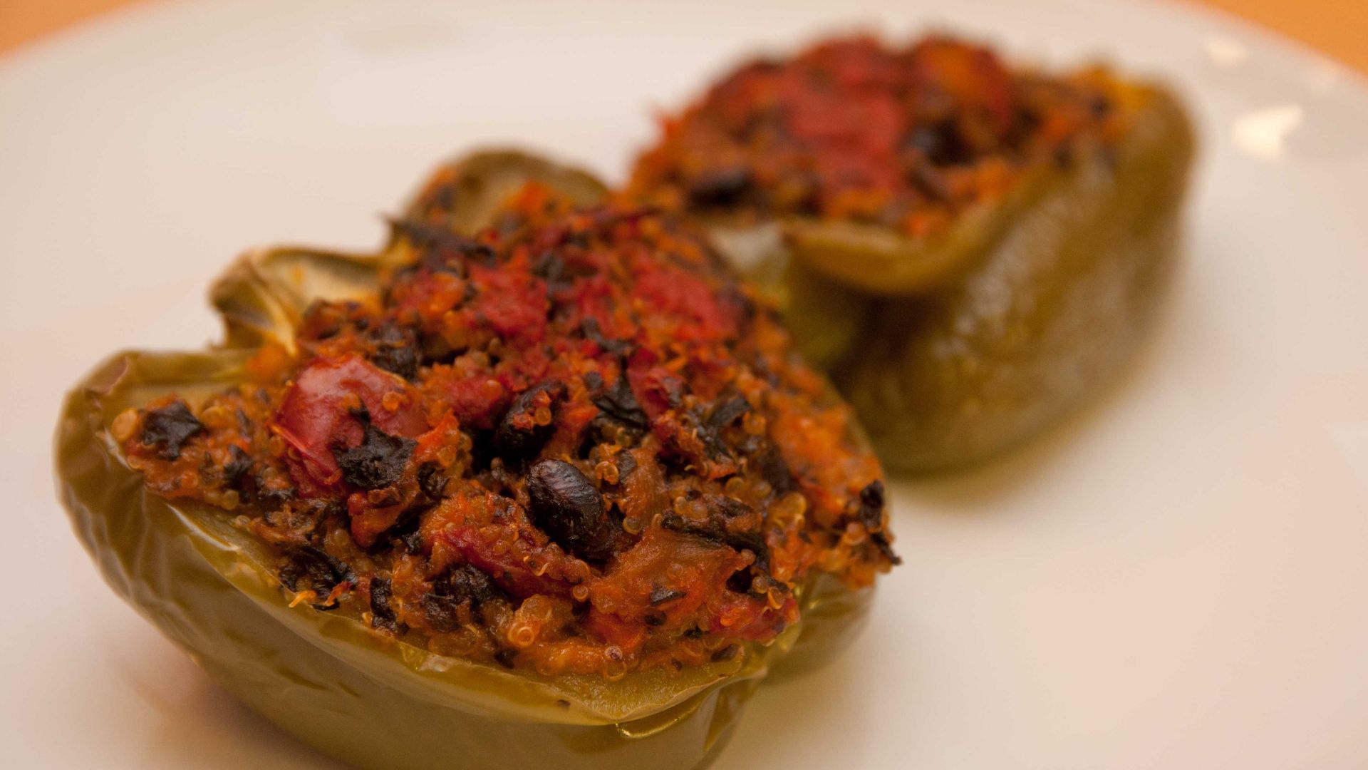 File:Quinoa stuffed peppers.jpg