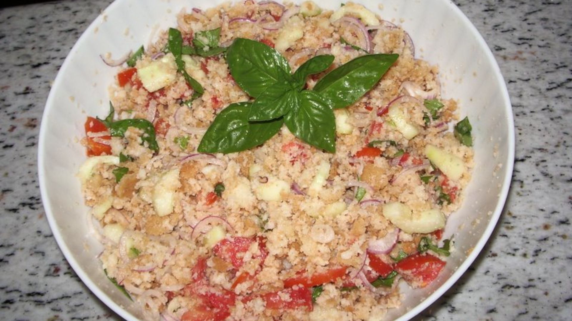 File:Panzanella 1 (1).jpg