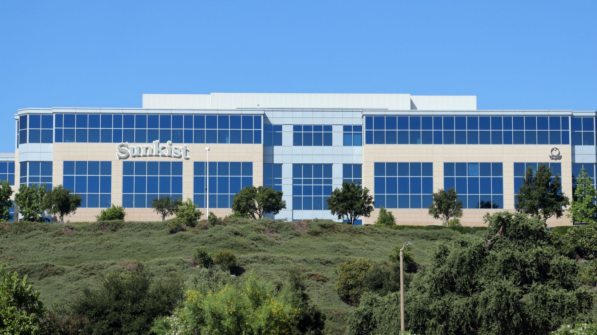 File:Sunkist Headquarters.jpg